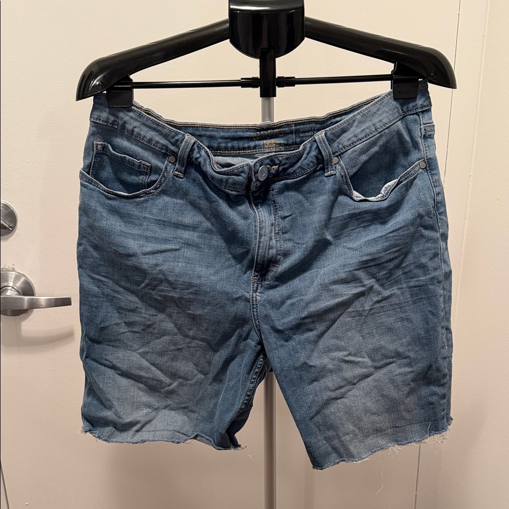 Riders by Lee Light Blue Jean Shorts